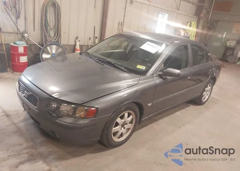 2004 Volvo S60 2.5T Awd из США, поврежденный, VIN YV1RH59H042375199